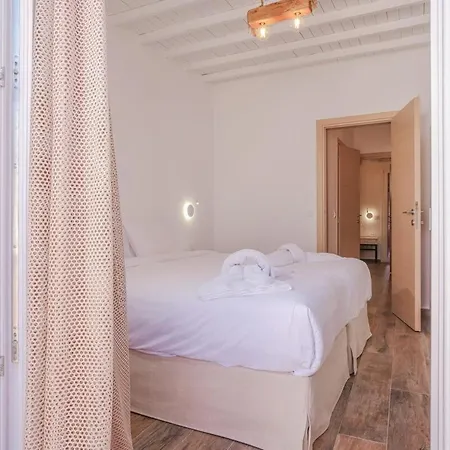 Mykonian Living The Lakka Casa vacanze *