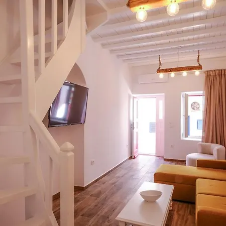 Holiday home Mykonian Living The Lakka Mykonos Town