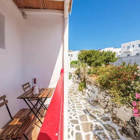 Holiday home Mykonian Living The Lakka
