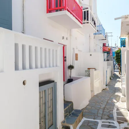 Holiday home Mykonian Living The Lakka *